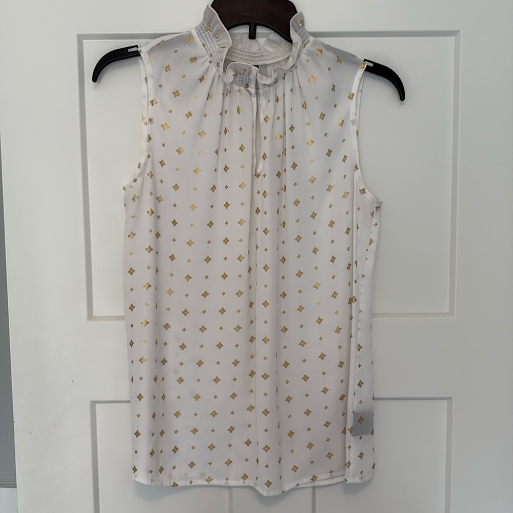 Worthington sleeveless blouse
